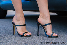 Sexy-feet-toes-44.jpg