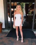 teeninhighheels_1736549742631.jpeg