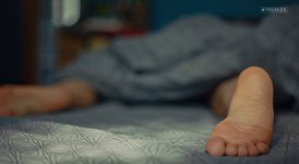 Anna-Kuzina-Feet-6190646-1.jpg