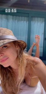 Anna-Khilkevich-Feet-6052595.jpg