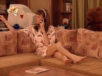 Miroslava-Karpovich-Feet-6162699.jpg