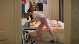Polina-Denisova-Feet-7875182.jpg