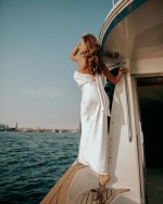Yana-Koshkina-Feet-8169659.jpg