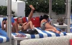 Selena-Gomez-Feet-801381.jpg