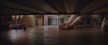 Chloë-Grace-Moretz-Feet-6849025.jpg