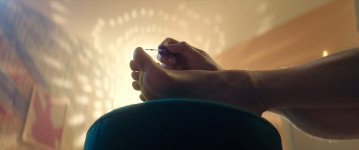 Darya-Pitsik-Feet-8271105.jpg
