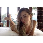 Maryana-Ro-Feet-4099882.jpg