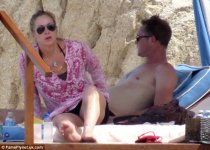 Christina-Applegate-Feet-1701551.jpg