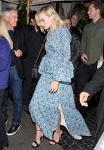 Margot-Robbie-Feet-8514490.jpg