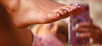Sydney-Sweeney-Feet-9513021.jpg